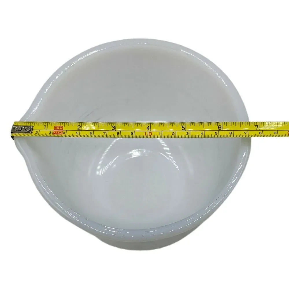 Sm Vtg Glasbake 20 CJ White Glass Spout Sunbeam Mixmaster Mixing Bowl 1.5 Quart